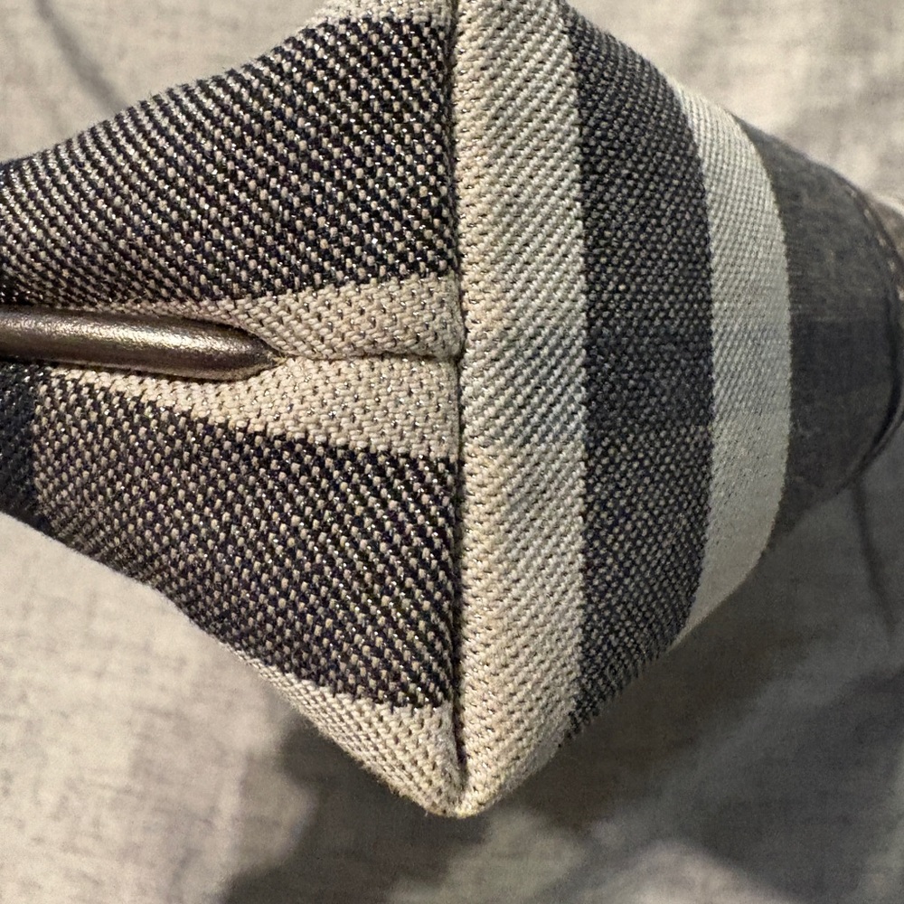 Burberry Checkered Black and Gray Cosmetic Bag - Picture 4 of 10